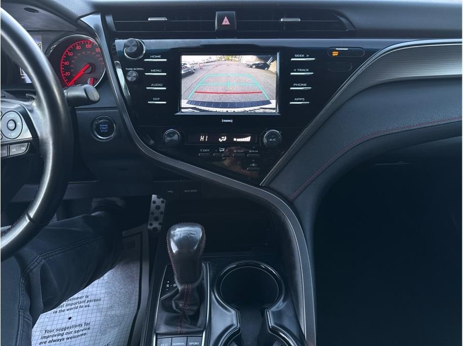 Toyota Camry XSE V6 2020