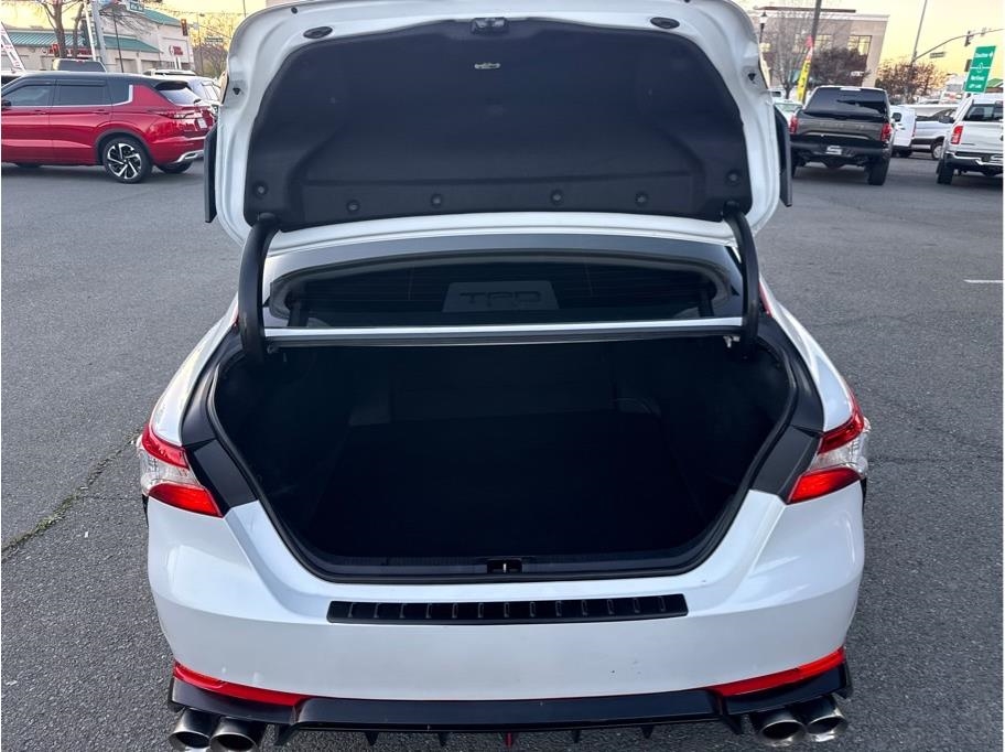 Toyota Camry XSE V6 2020