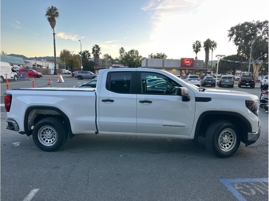 GMC Sierra 1500 Pro Double Cab 2WD 2023