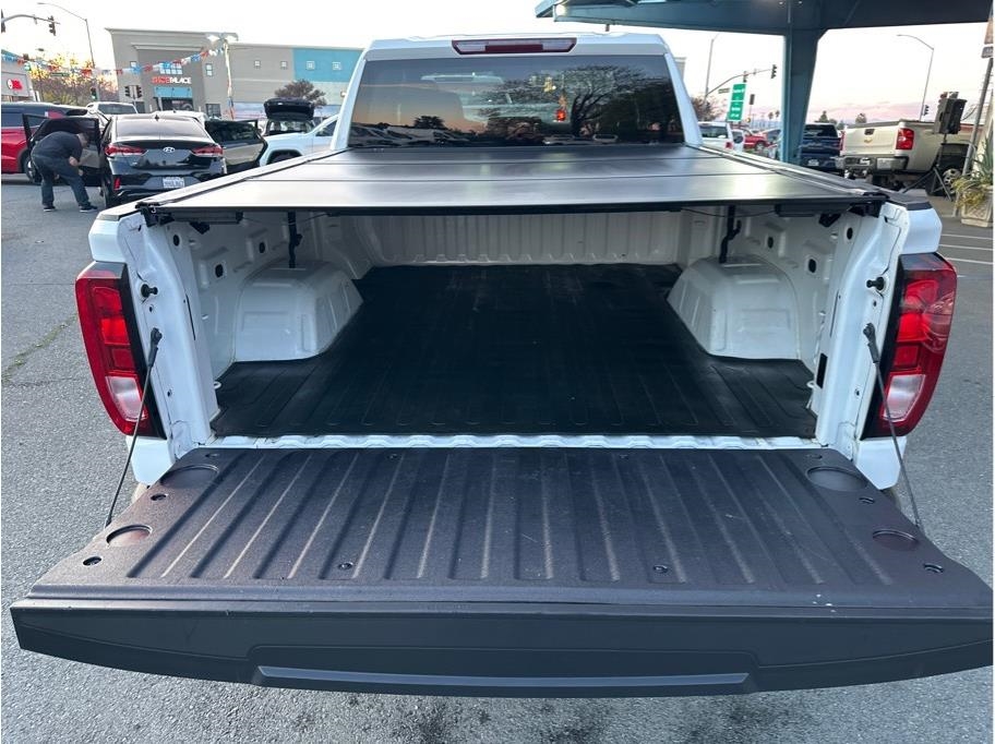 GMC Sierra 1500 Pro Double Cab 2WD 2023