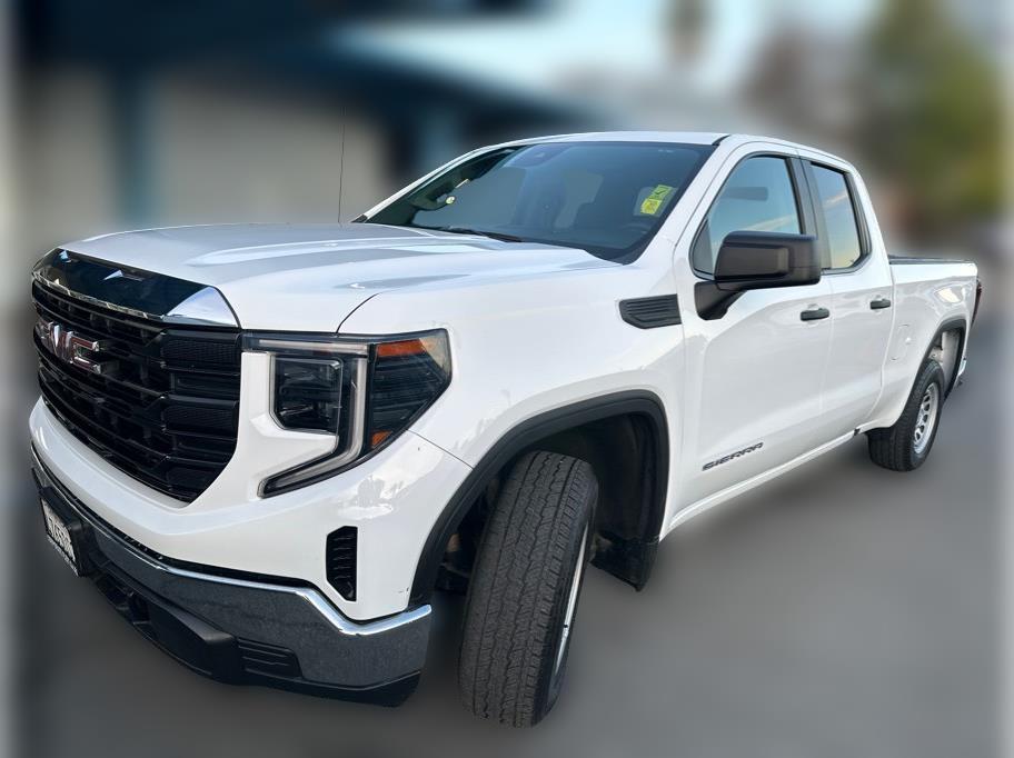 2023 GMC Sierra 1500 Pro's photo