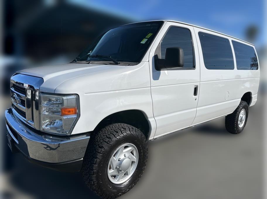 2011 Ford E-Series Econoline Wagon XLT