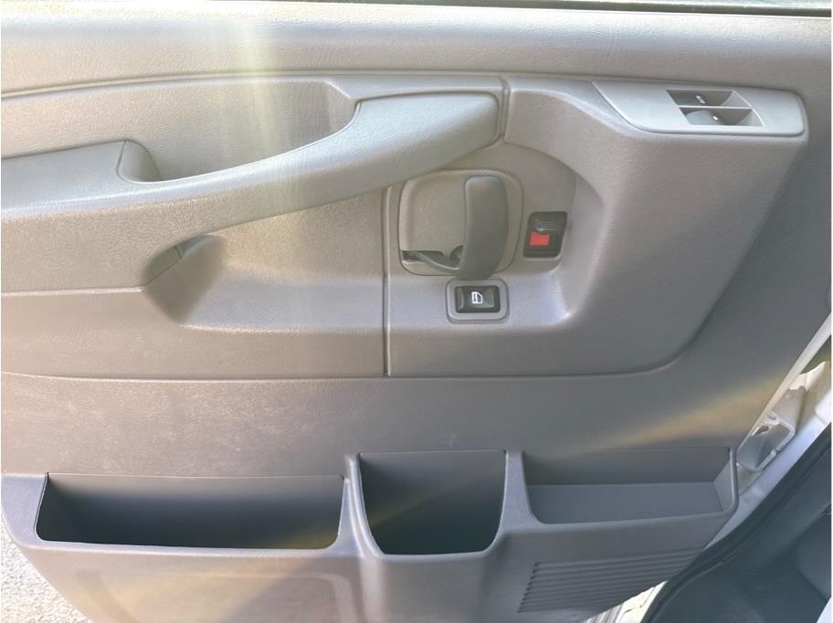 Chevrolet Express LS 2500 2015