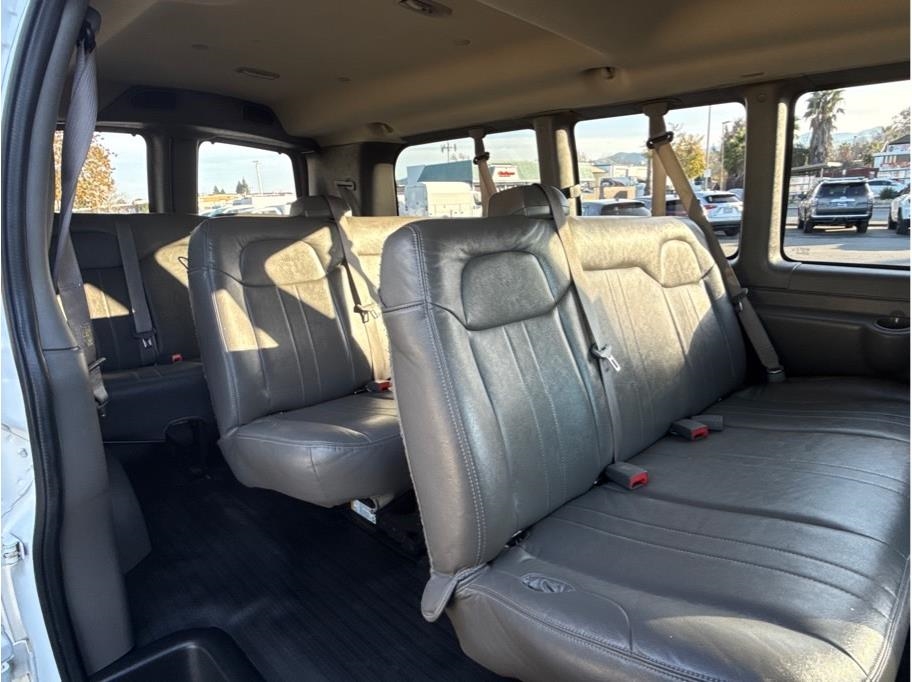 Chevrolet Express LS 2500 2015