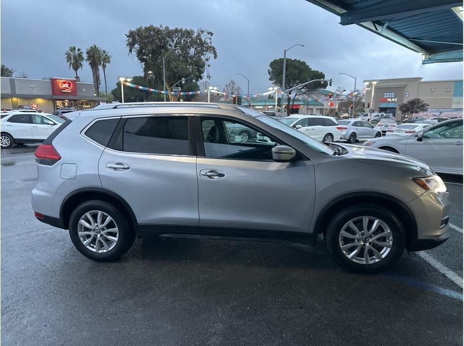 Nissan Rogue SV 2WD 2017