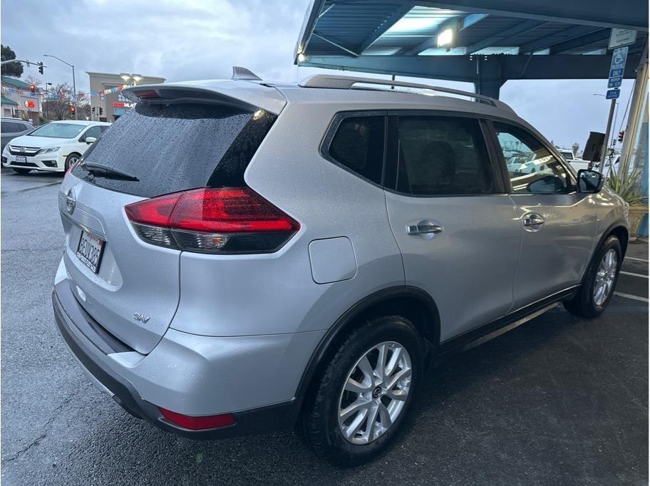 Nissan Rogue SV 2WD 2017