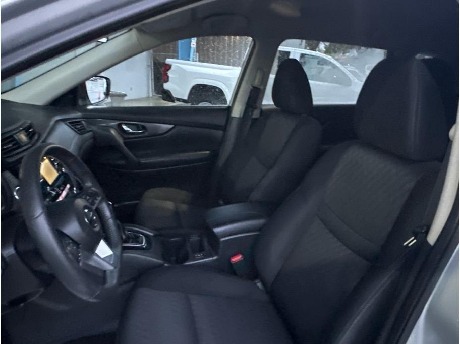 Nissan Rogue SV 2WD 2017