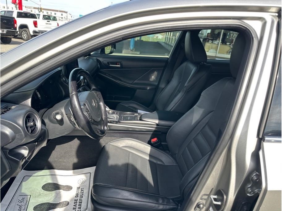 Lexus IS F SPORT 350 RWD 2022