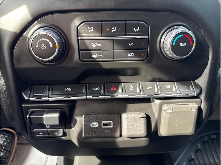 Chevrolet Silverado 2500HD Work Truck Double Cab Long Box 2WD 2022