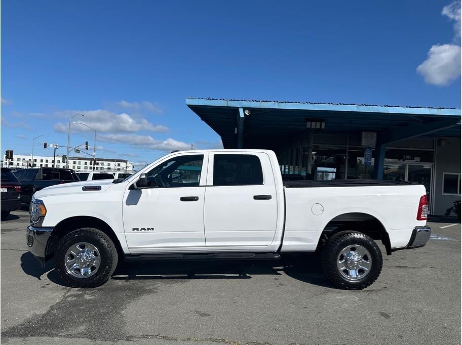 RAM 2500 Tradesman Crew Cab SWB 4WD 2022