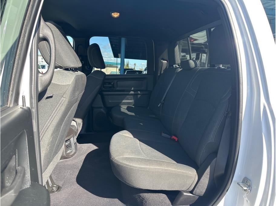 RAM 2500 Tradesman Crew Cab SWB 4WD 2022