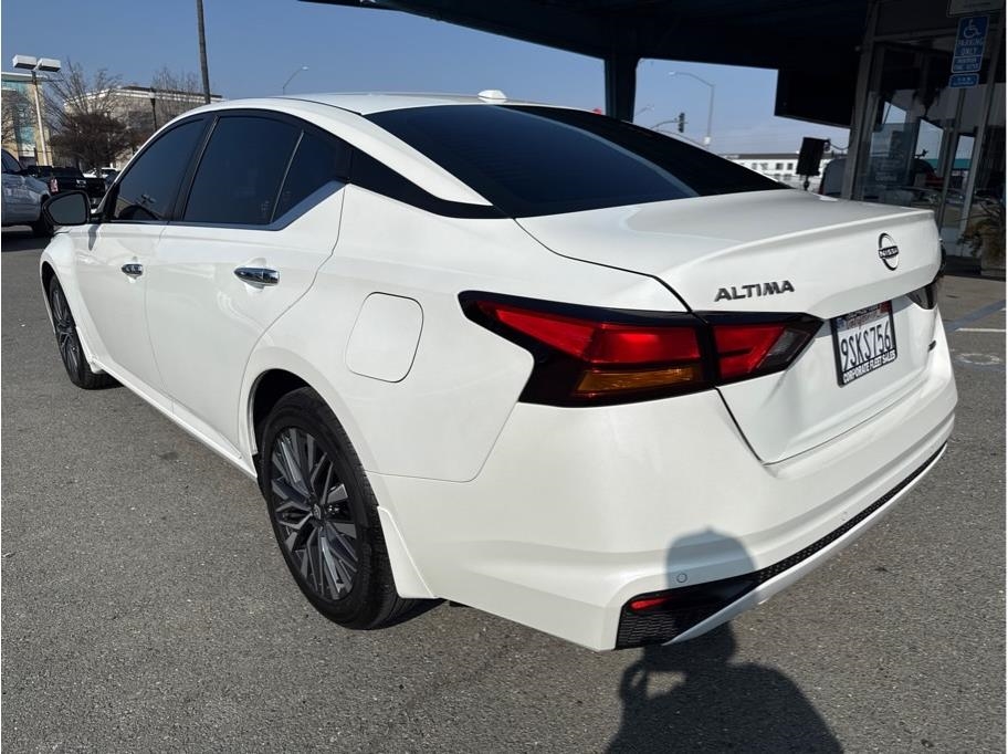 Nissan Altima 2.5 SV AWD 2024