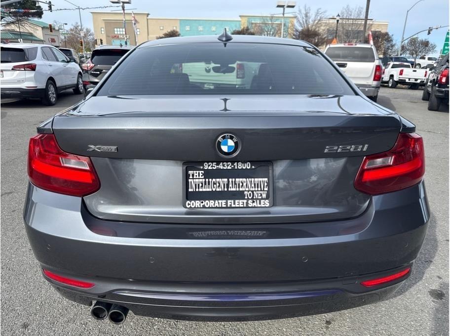 BMW 2-Series 228i xDrive SULEV Coupe 2016