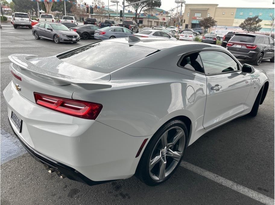 Chevrolet Camaro 1SS Coupe 8A 2018