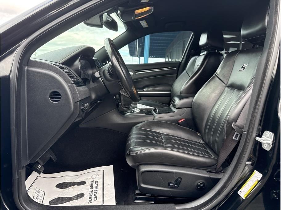 Chrysler 300 S V6 RWD 2020