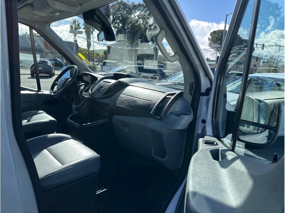 Ford Transit 250 Van Med. Roof w/Sliding Pass. 130-in. WB 2016