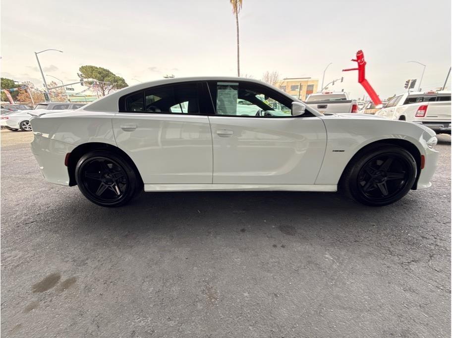 Dodge Charger R/T 2019