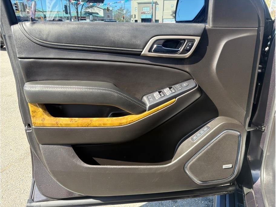 GMC Yukon Denali 2WD 2017