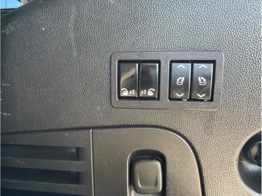 GMC Yukon Denali 2WD 2017