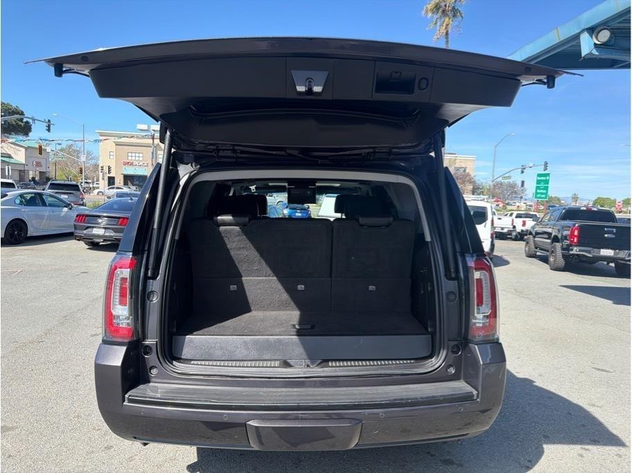 GMC Yukon Denali 2WD 2017