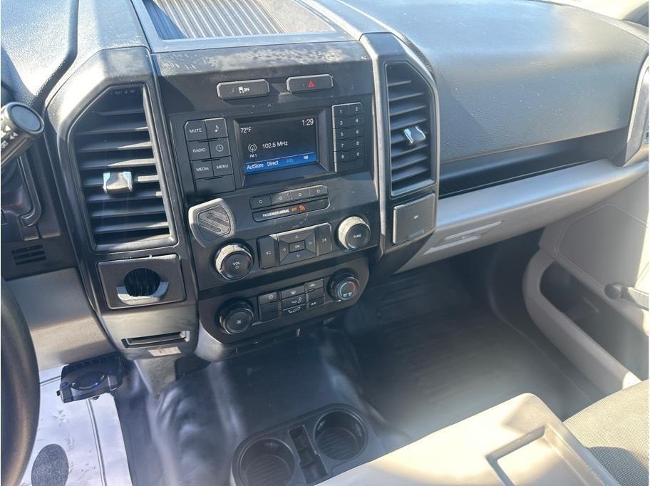 Ford F-150 XL SuperCab 8-ft. 2WD 2016