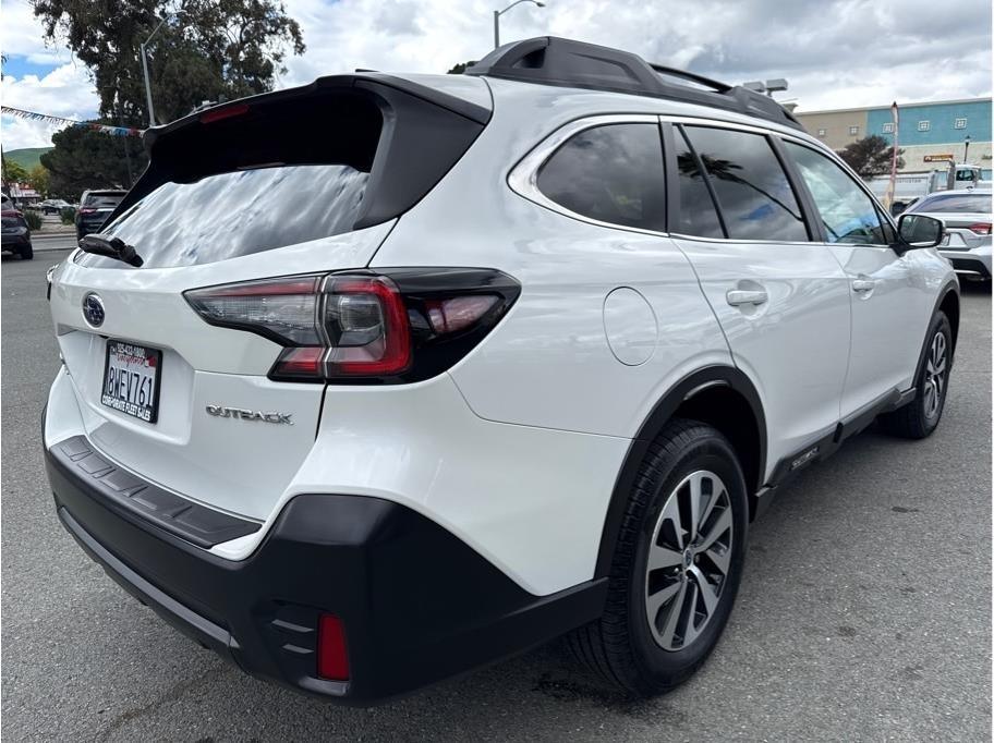 Subaru Outback Premium 2021