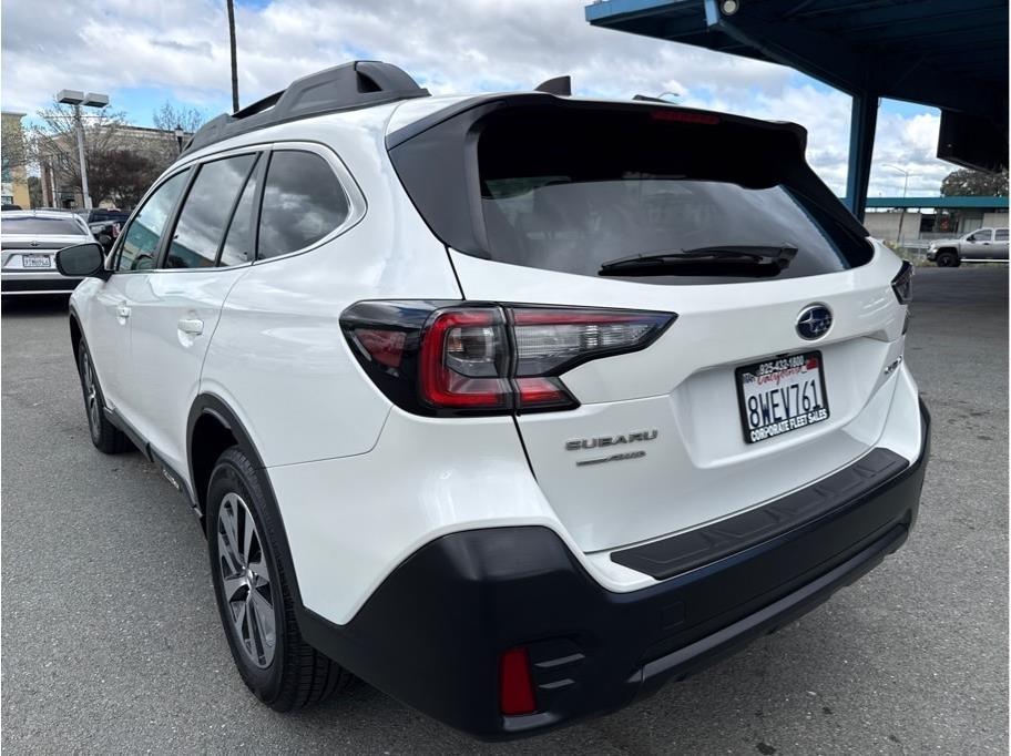 Subaru Outback Premium 2021