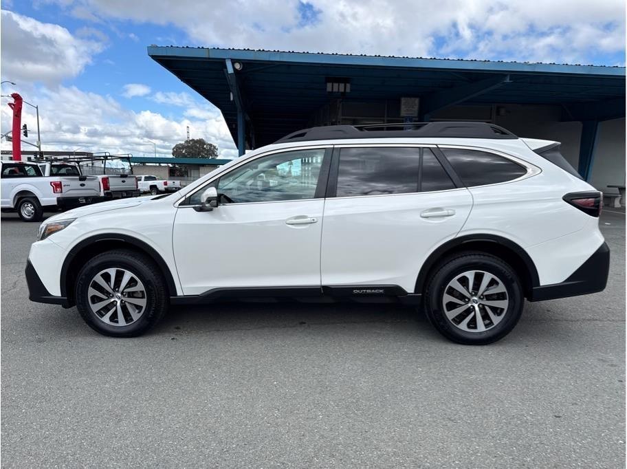 Subaru Outback Premium 2021