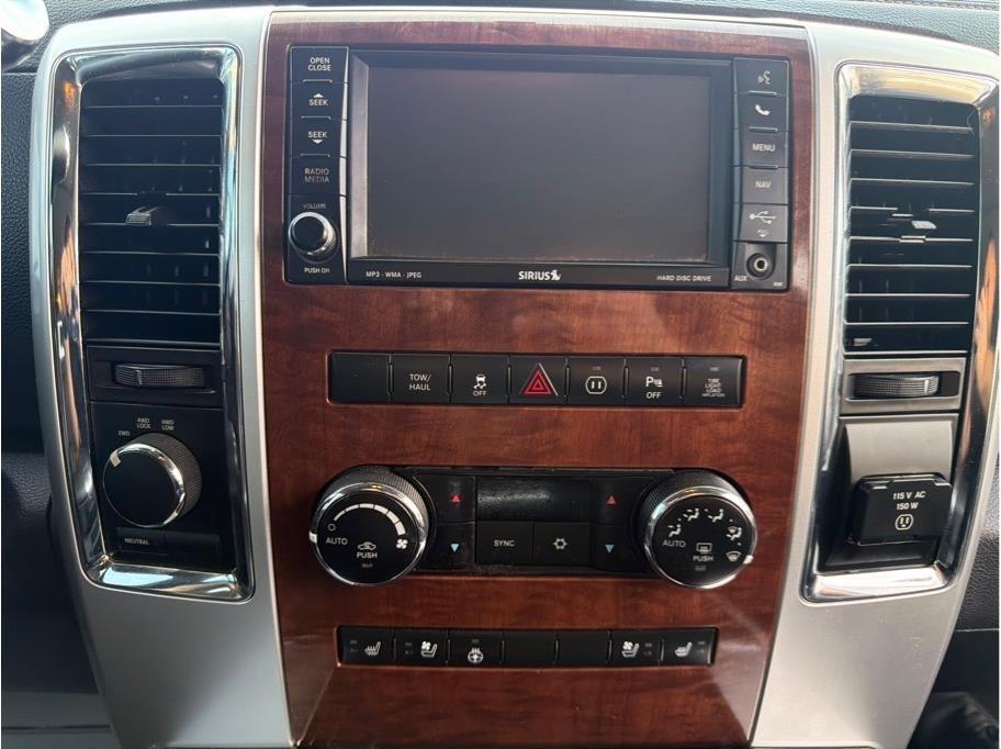 RAM 2500 Laramie Mega Cab 4WD 2012