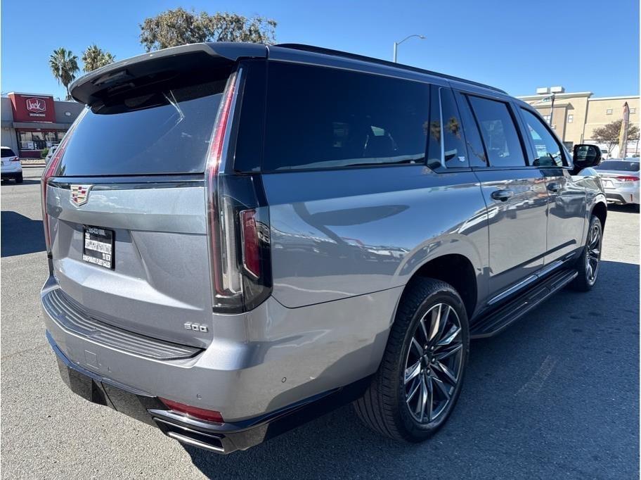 Cadillac Escalade ESV Sport AWD 2021