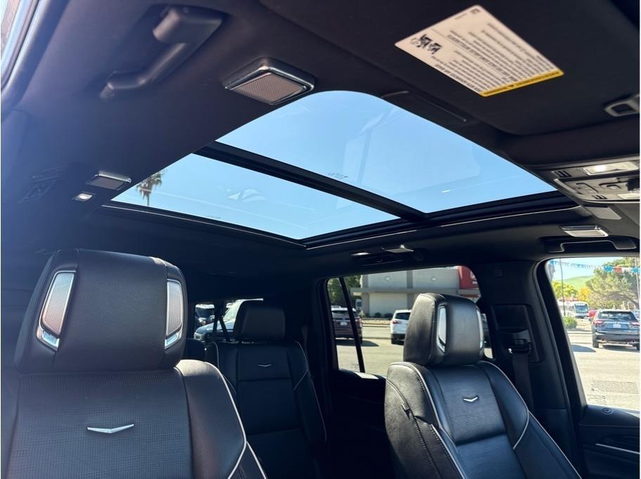 Cadillac Escalade ESV Sport AWD 2021