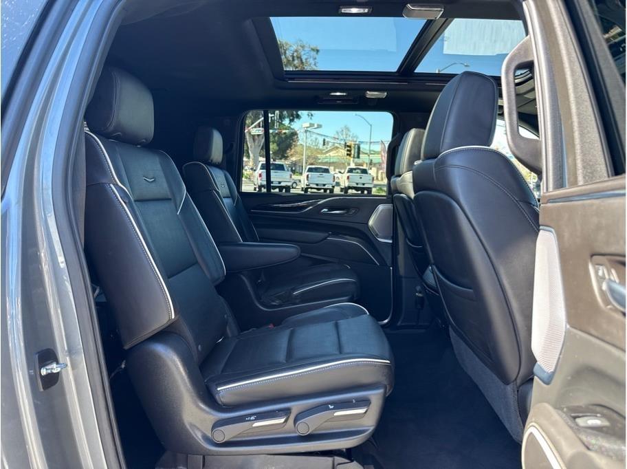 Cadillac Escalade ESV Sport AWD 2021