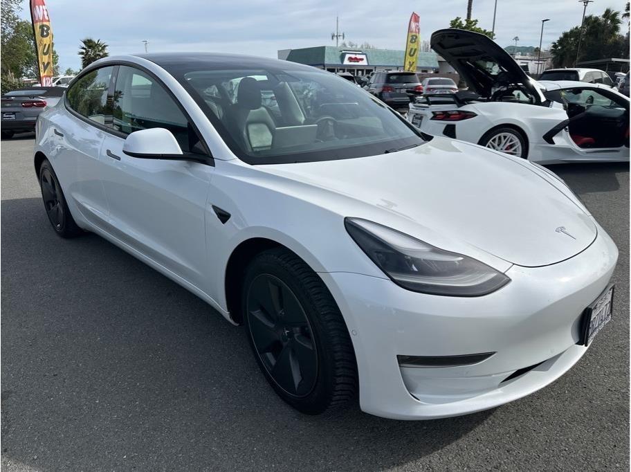 Tesla Model 3 Long Range 2021
