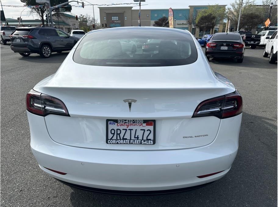 Tesla Model 3 Long Range 2021