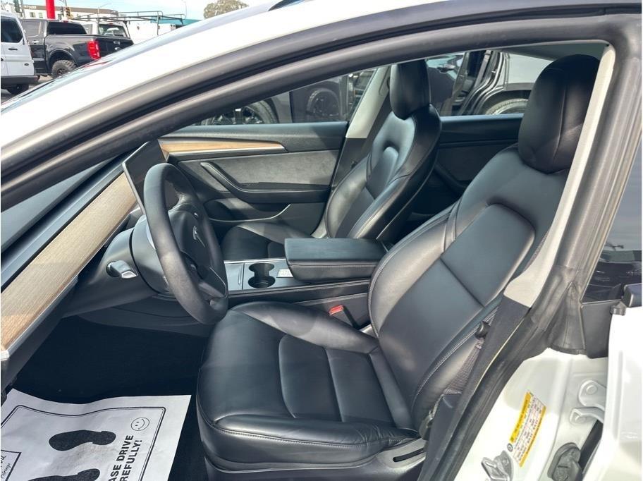 Tesla Model 3 Long Range 2021