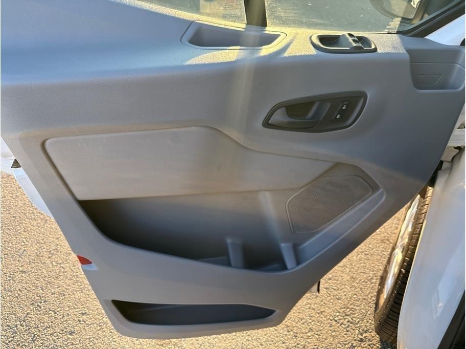 Ford Transit 350 Wagon Low Roof XLT 60/40 Pass. 148-in. WB 2017