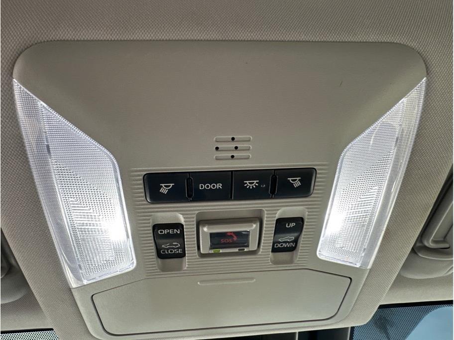 Toyota RAV4 XLE Premium 2021