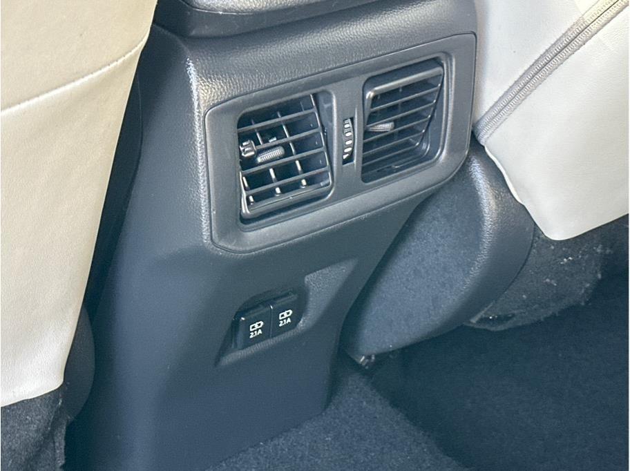 Toyota RAV4 XLE Premium 2021