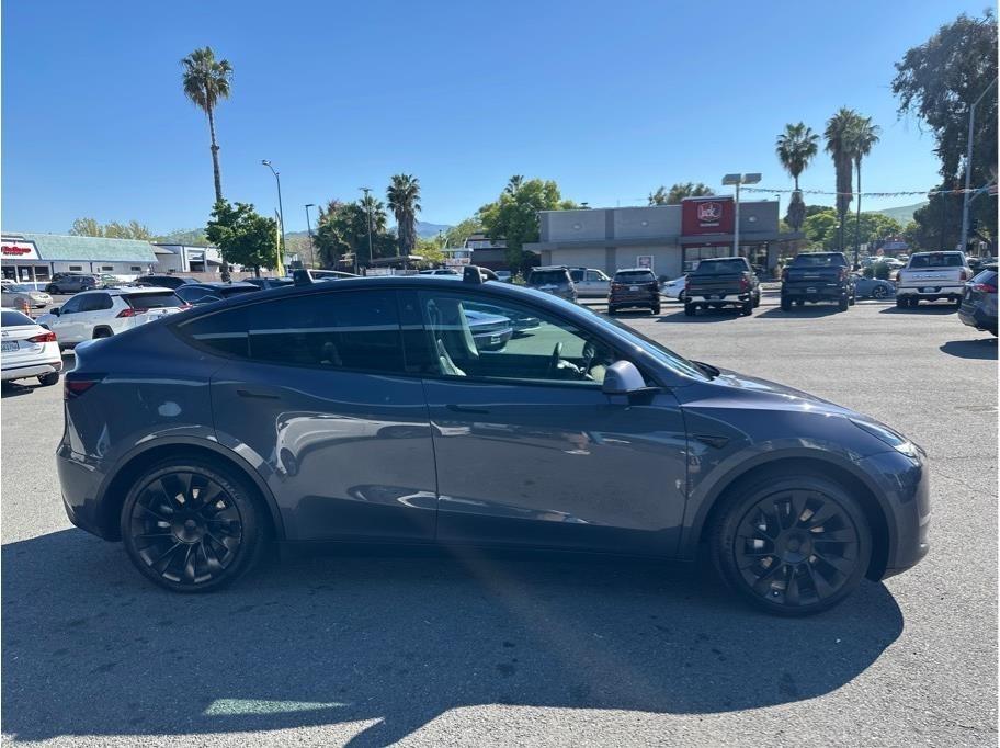 Tesla Model Y Long Range 2021