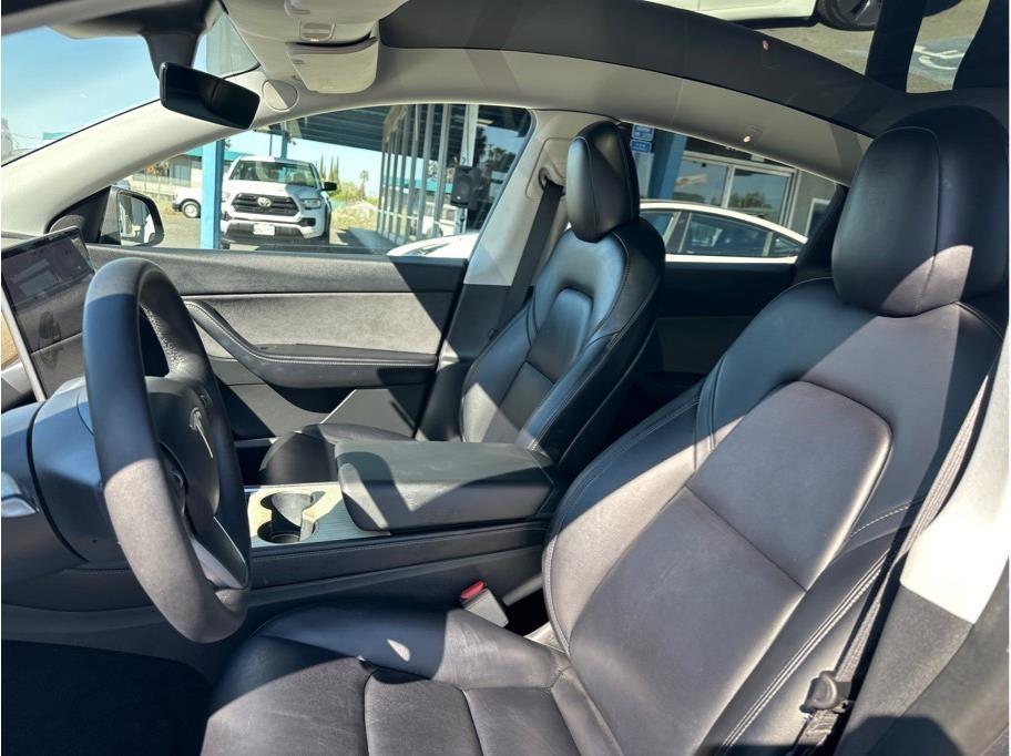 Tesla Model Y Long Range 2021