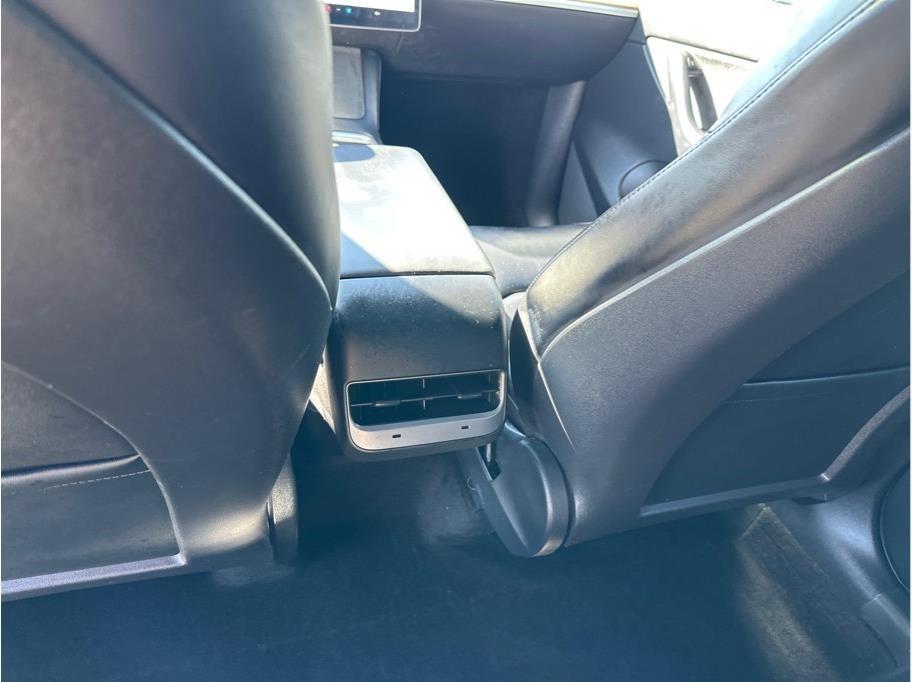 Tesla Model Y Long Range 2021