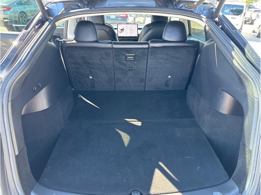 Tesla Model Y Long Range 2021