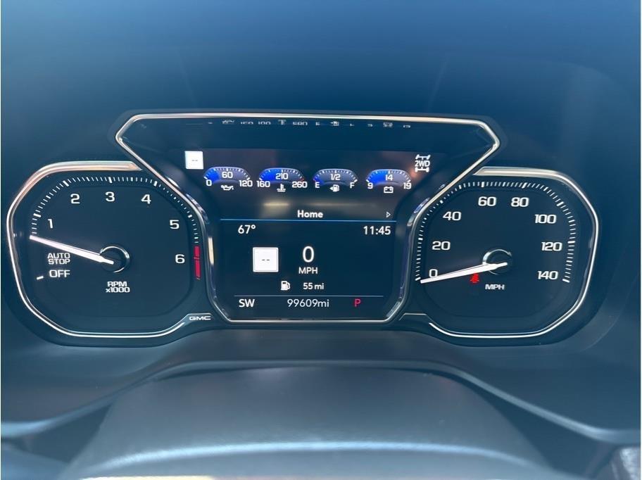 GMC Yukon Denali 4WD 2021