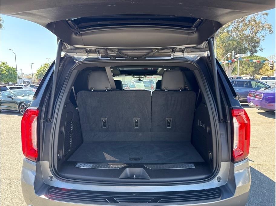 GMC Yukon Denali 4WD 2021