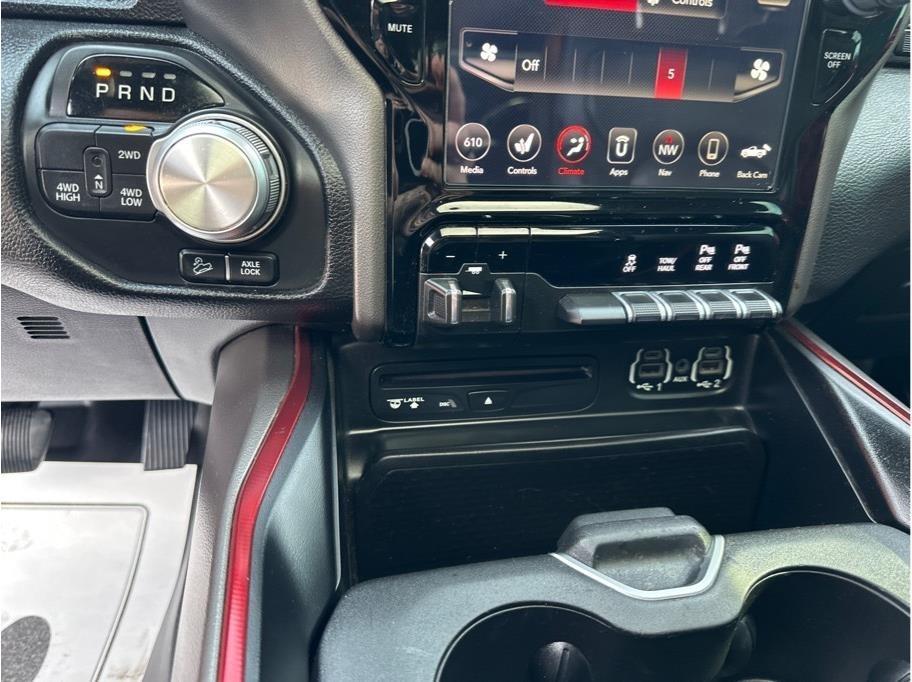 RAM 1500 Rebel Quad Cab 4WD 2019