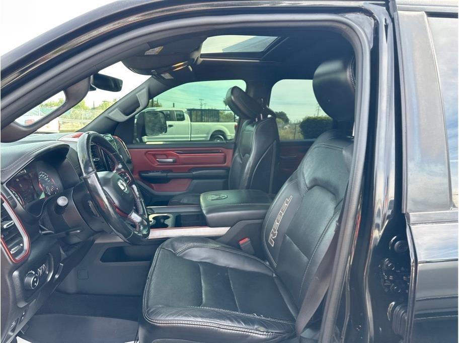 RAM 1500 Rebel Quad Cab 4WD 2019