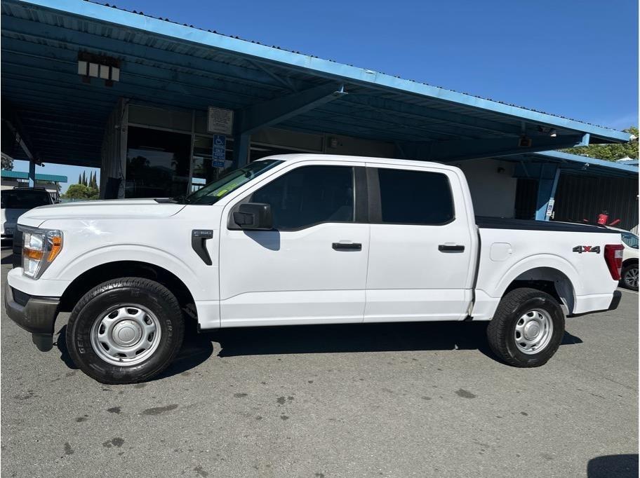 Ford F-150 XL SuperCrew 5.5-ft. Bed 4WD 2021