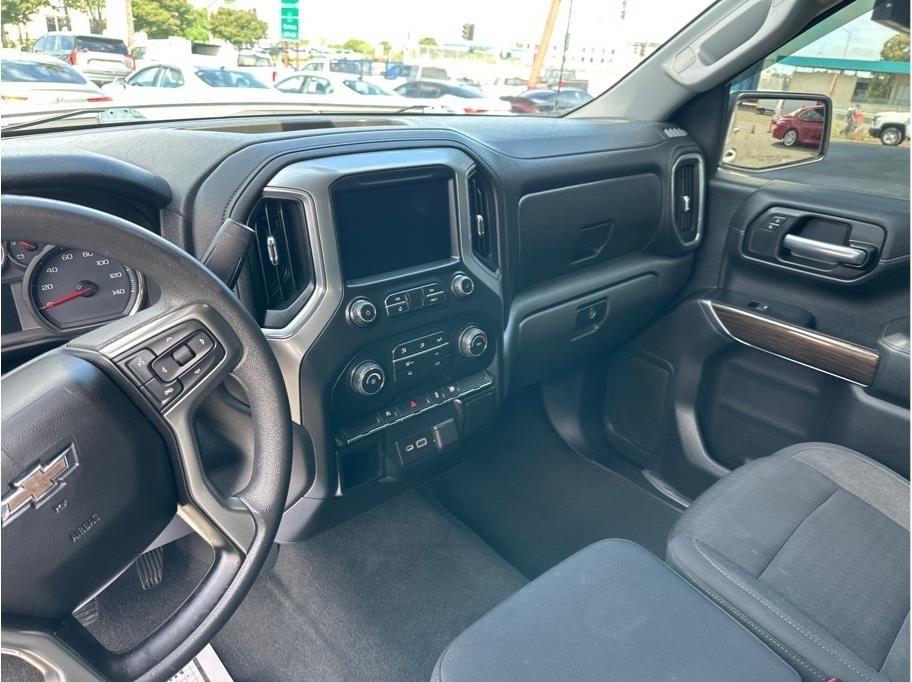 Chevrolet Silverado 1500 LT Crew Cab 4WD 2020