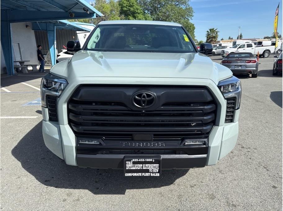 Toyota Tundra Limited CrewMax 4WD 2024