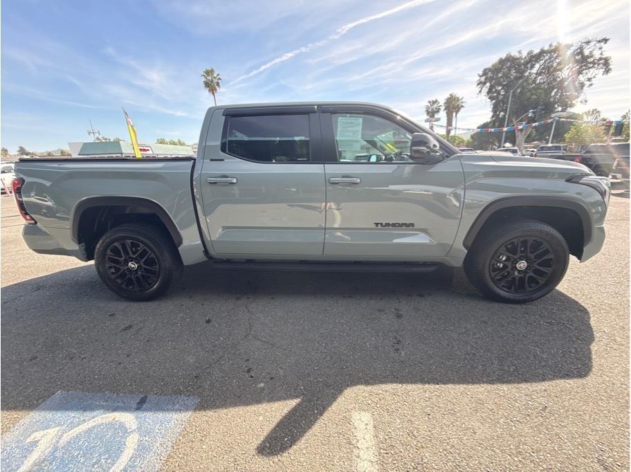 Toyota Tundra Limited CrewMax 4WD 2024